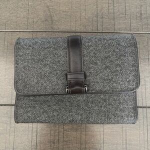 Tumi wallet